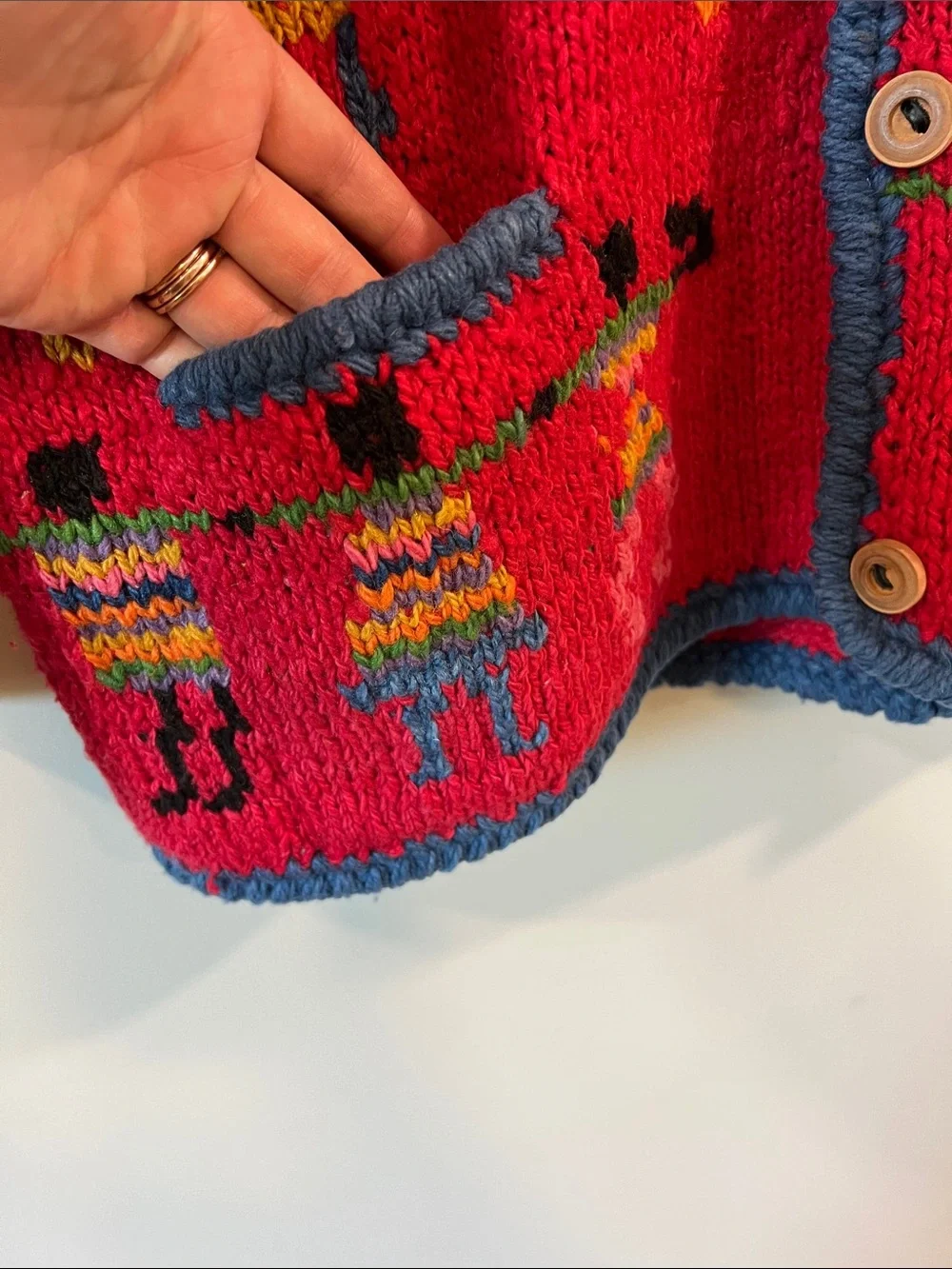 Amano - Vintage, Red Knit Folk Art Cardigan with Multicolor Figures